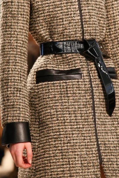 Look 91